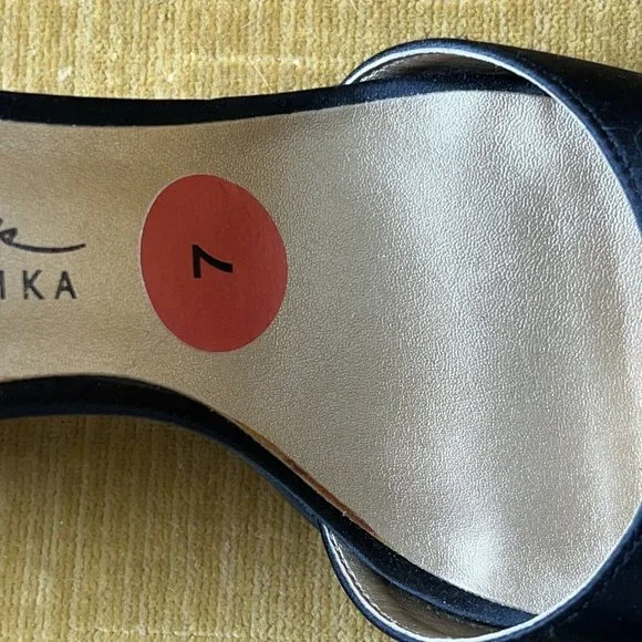 BADGLEY MISCHKA Mark and James Black Satin Block Heel JEWELED Ankle Strap 7 - Picture 10 of 10